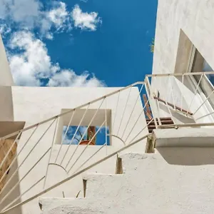 Appartement Authentic 1st Fl At The 3 Cities Marina